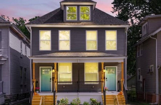 230) Entire Complex/ 2 homes side by side!