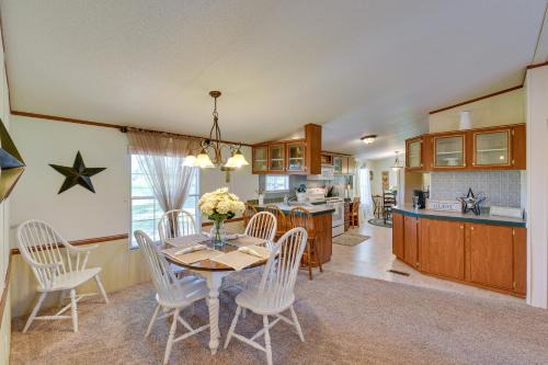 24 Mi to Morrison Springs County Park Cozy Home