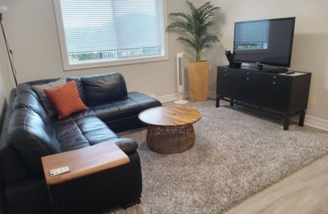 #241 Rockhampton - 1 bedroom suite