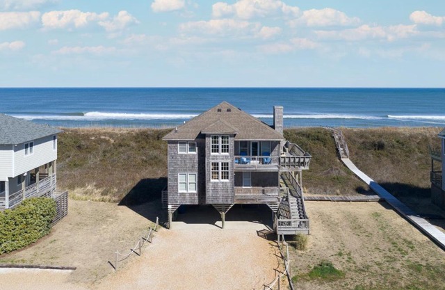 2410 - Come Sail Away by Resort Realty