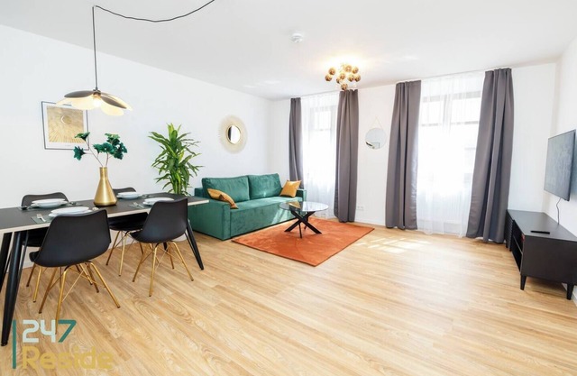 247 Reside: Apartment SZ1 | Downtown | Netflix