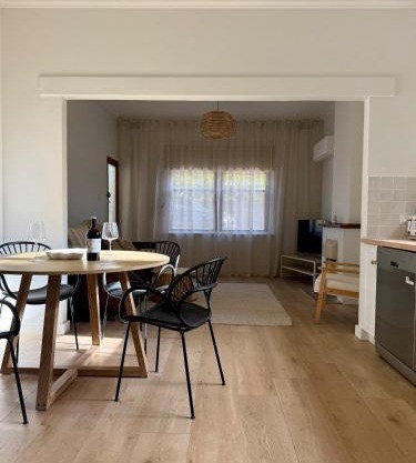 25 Young - 3 Bed, 1 Bath