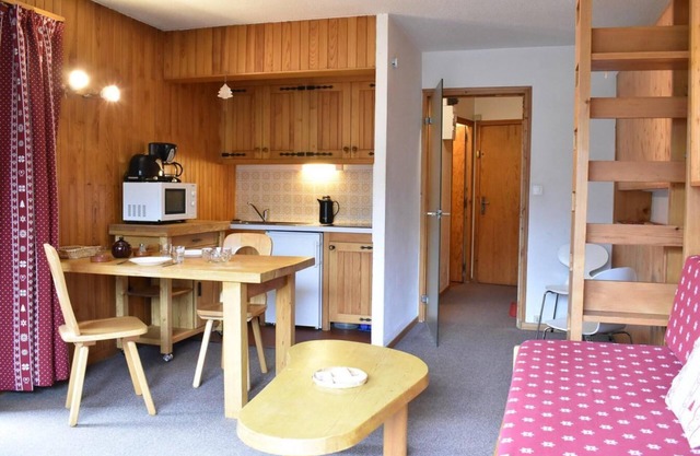 A 250m de las pistas de esquí, Planta baja, 25m², Méribel