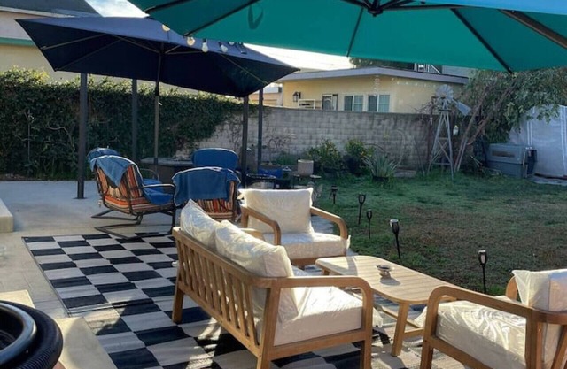 259) Private/Secure studio!