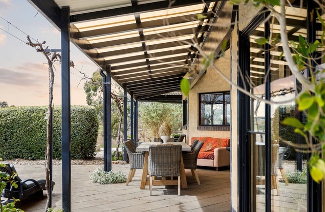 275 Zig Zag - Stunning country property with amazing views