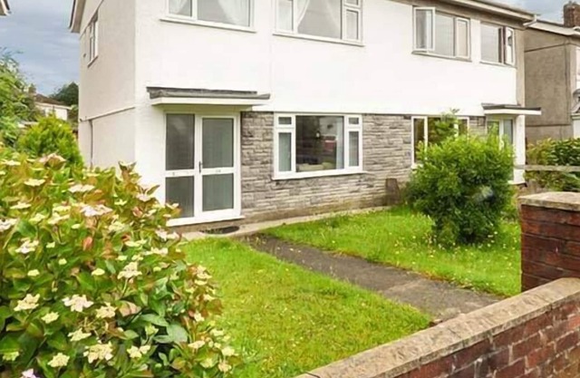 28 Pennard Drive, SOUTHGATE