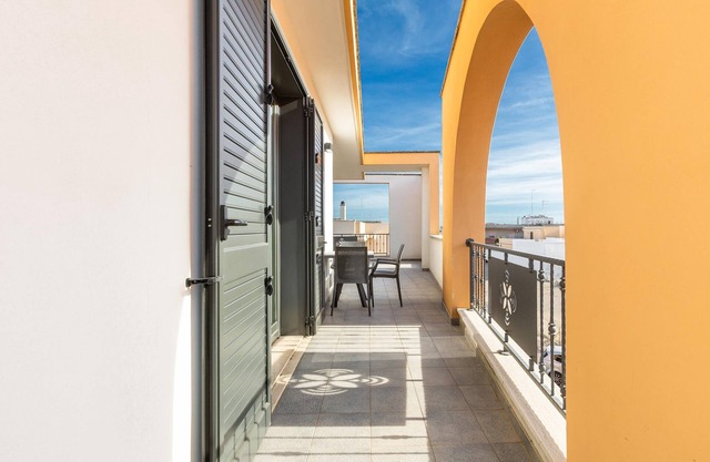 2889 B&B Terra dei Fiori - Camera Tripla con Balcone by Barbarhouse