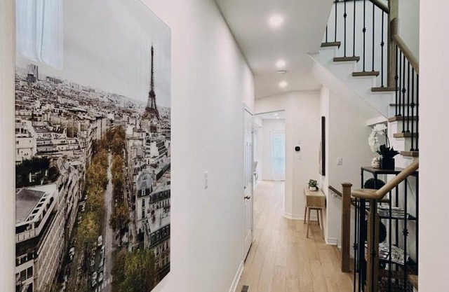 2B Basement, Mins to Lake, Free Parking