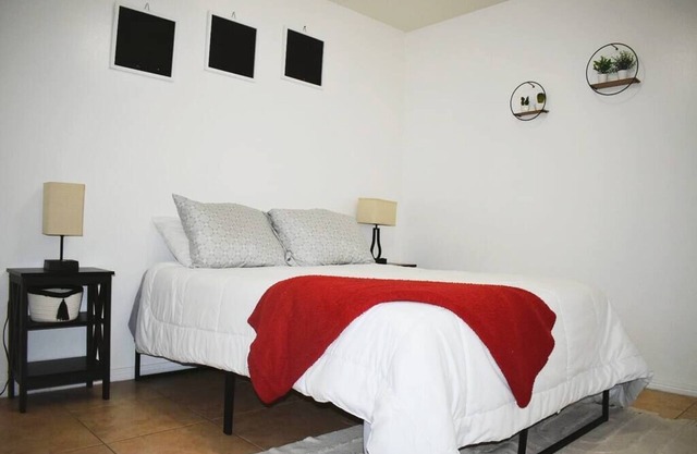 2BD 2BT Apt near University