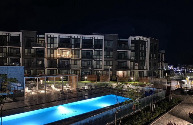 2BDR & DEN at Friday Harbour ALL Season Resorts, Outdoor activities with Beach