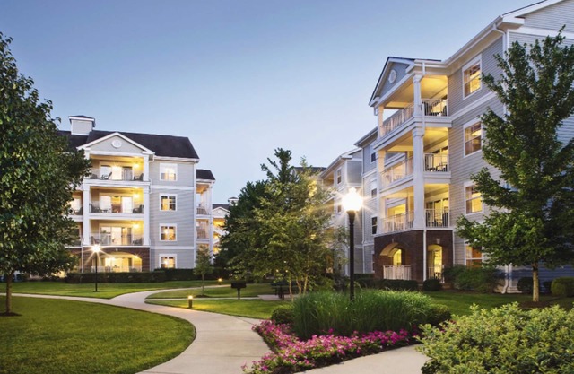 2Bed/2Bath Lockoff Condo at Beautiful Nashville Resort!!!