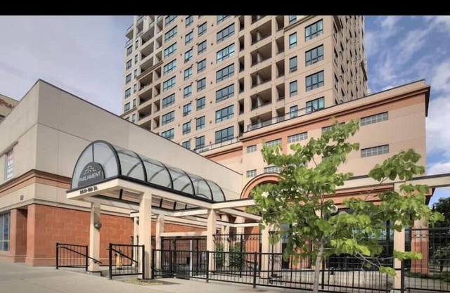 2Bed2Bath 11th Floor Suite in Heart of Downtown