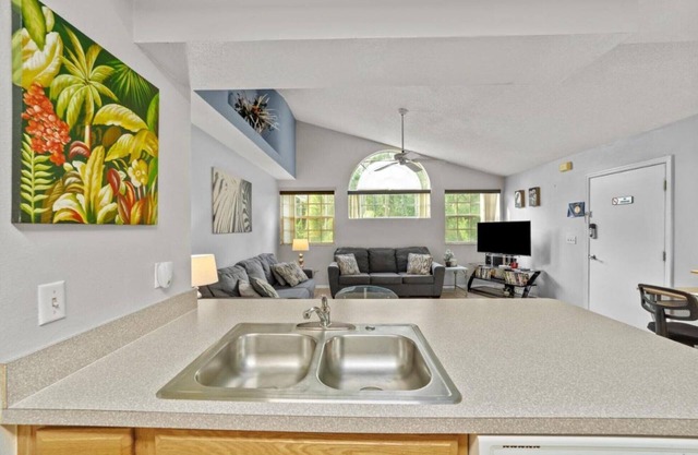 2bedroom Lovely unit just 15 minutes from Disney