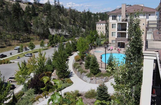 Condominio de 2 dormitorios y 2 baños ubicado en 2 campos de golf con fantásticas vistas