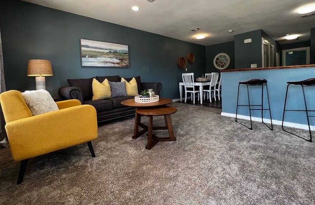 2BR/2BA Apt, near Paris, Pat Mayse Lake, 10 min from Choctaw Casino in Grant OK