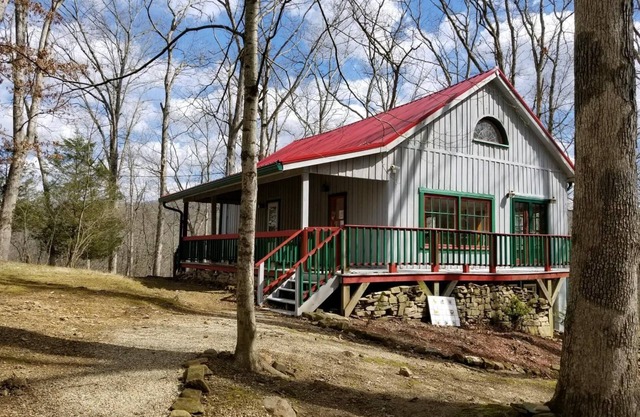 Dragonfly Hill Cabin