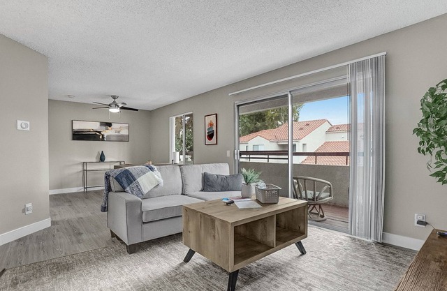 2BR/2BA Relaxing Queen Suite Apartment