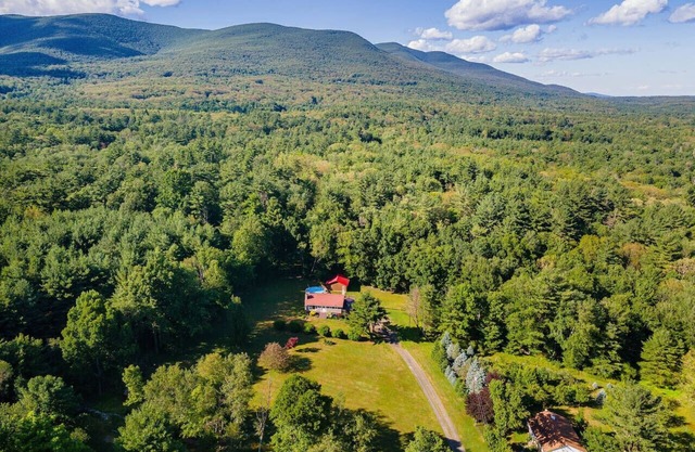 2BR Catskills Retreat | Hot Tub | Pool | Fire Pit
