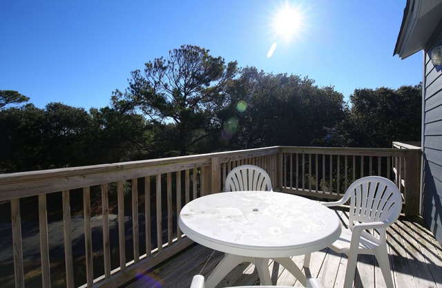 2BR Condo w/Indoor Pool + Beach Access