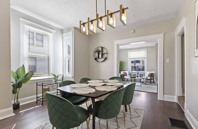 2BR Cozy Home with Dedicated Office
