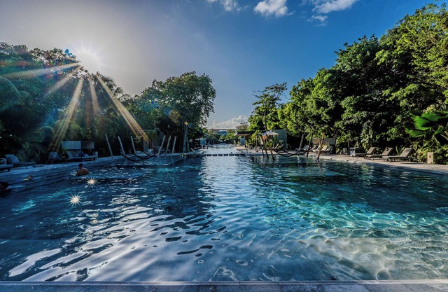 Lux Ground Floor AWA, Beach Club, Beach access