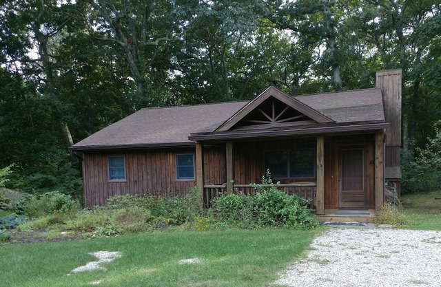 Pintoresca cabaña 2BR en Wakenah Woods en el lago Gardner