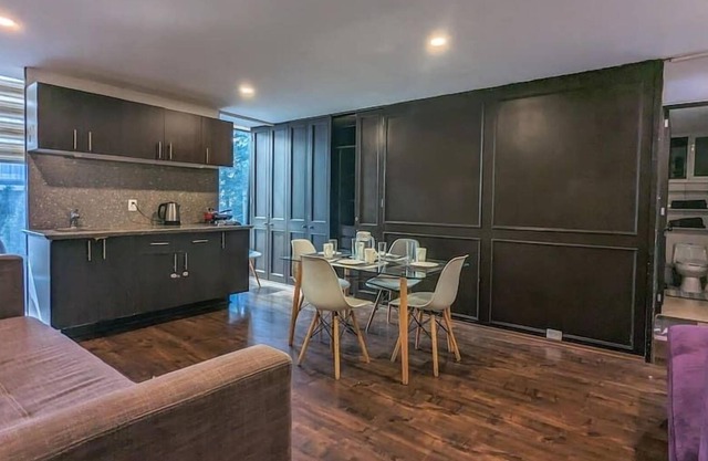 2br Lockoff in Polanco Sleeps 6, walk everywhere