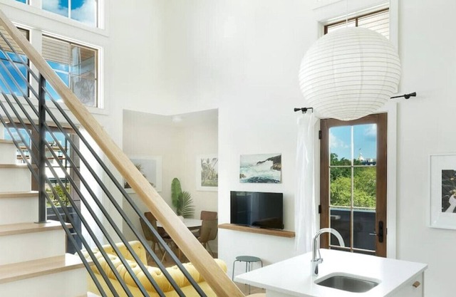 2BR Loft in the Historic District With a Patio