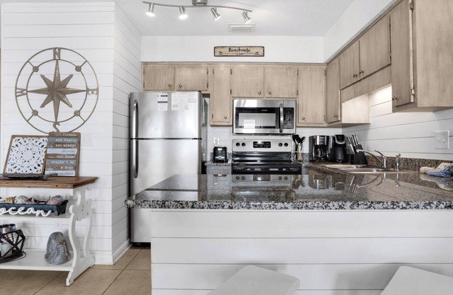 2BR Steps to Sand Pool, Near Pier Park + Free Attraction Tickets!
