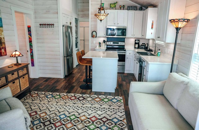 Tiny Home Pool Gym Fire Pit Flat Rock, NC