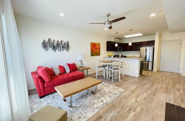 2M| Unique Lifestyle Center Living| Gated Complex|