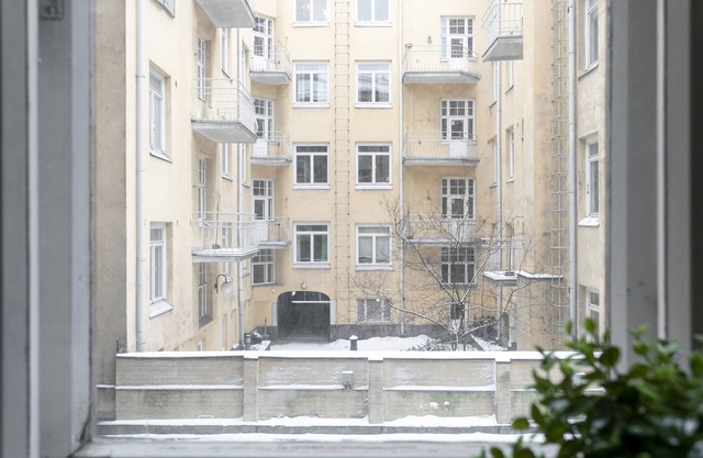 2ndhomes Central 85m2 2BR Apartment