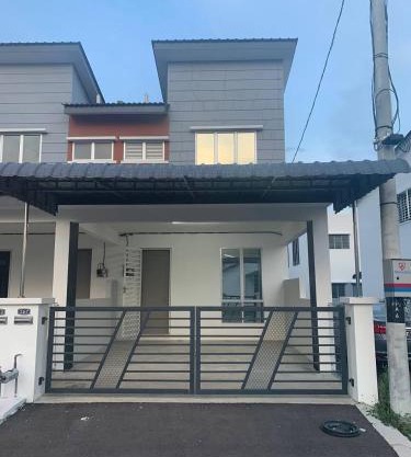 2storey Asraf's homestay