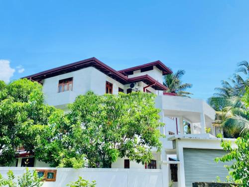 2V Villa, In Habaraduwa City, Near Unawatuna and Thalpe beach, Koggala Airport and Lagoon, Galle Dutch Fort,