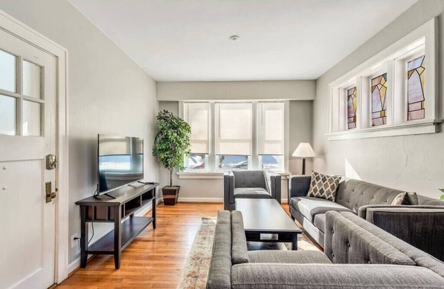 2w Tower Grove Getaway