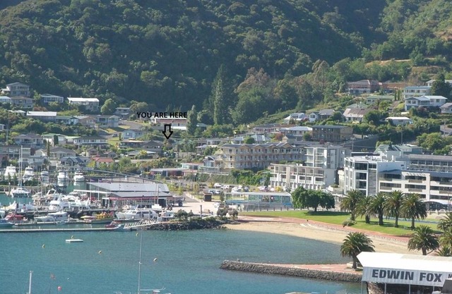 3 & 4 Bedroom Holiday Houses Central Picton