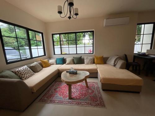 3 BDR new town house in port Barton
