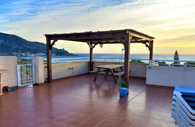 Apartamento de lujo de 3 dormitorios y 2 baños con gran solarium y magníficas vistas