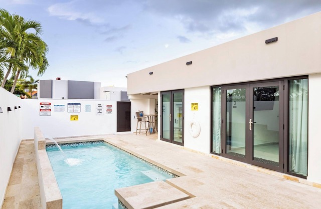 3 Bed, 2 Bath House w Private Pool Dorado del Mar