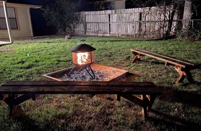 3 bed 2 bath home with game room and fire pit