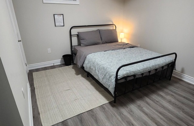 3 bed, 2 washroom basement, 20 mins to airport in a good neighborhood