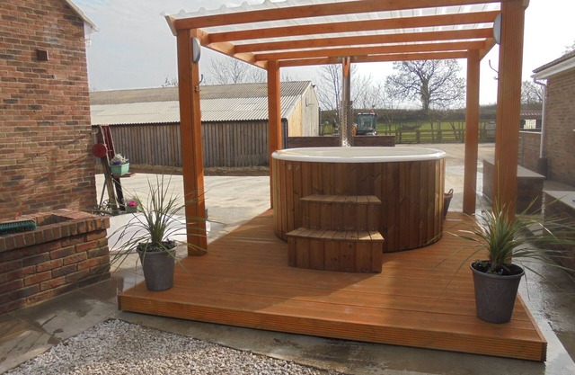 Casa de 3 dormitorios en la granja con jacuzzi y piscina en pueblo tranquilo en el norte de yorkshire