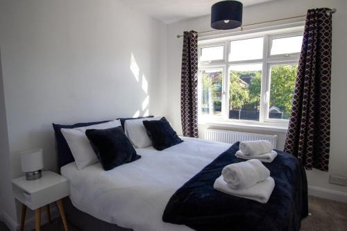 3-Bed House, Family & Work Travel, Great Location