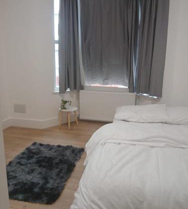 3 bed house in Harrow London