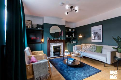 3-Bed House - Next to Olympic Park & Westfield