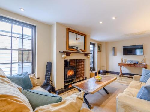 3 Bed in Faversham 78880