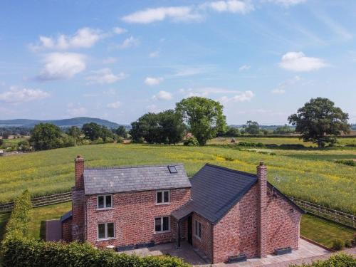 3 Bed in Madley 83659