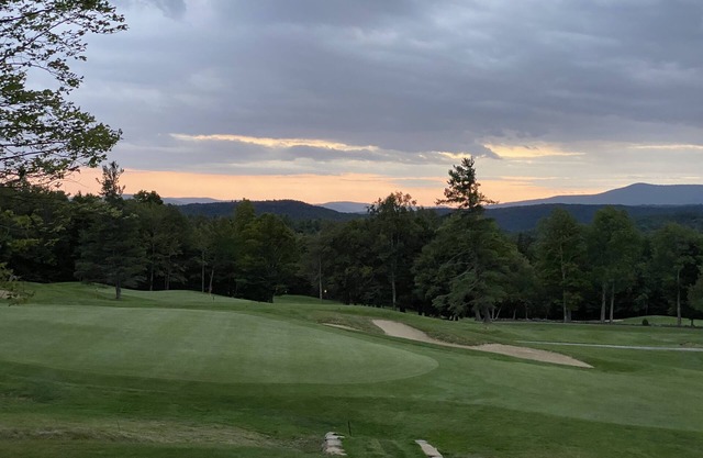 3 bed in Wilmington on Haystack Golf Course; close to Mt Snow; amazing sunsets!