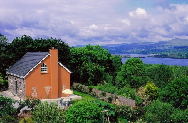 3 bed seaview cottage