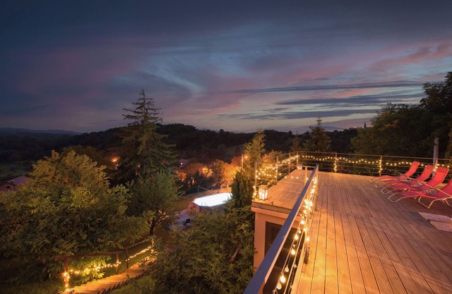 3 Bed Villa-Sleeps 8-Private pool-Mountain Views